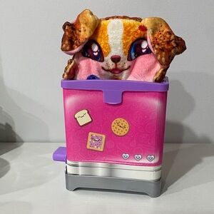 3/$10 Cookeez Makery Toaster with Plush Dog Bagel
